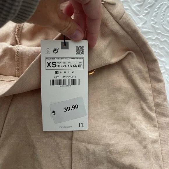 Zara gold button shorts - Picture 6 of 8